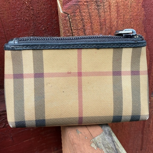 Burberry Coin Change Card Wallet - Picture 5 of 10